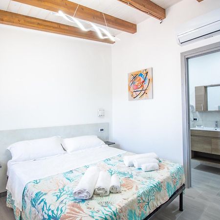 S'Omu E Chicchinu Rooms Cardedu Esterno foto