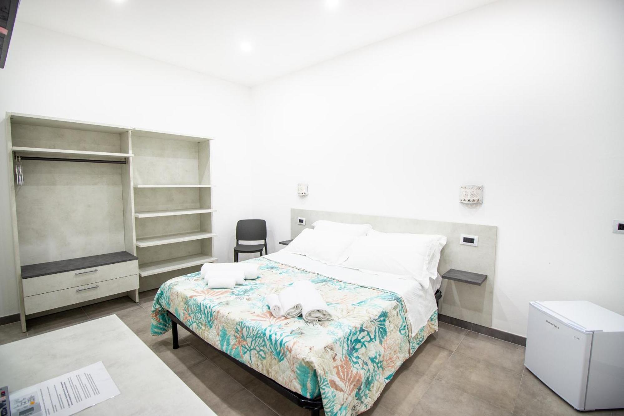 S'Omu E Chicchinu Rooms Cardedu Esterno foto