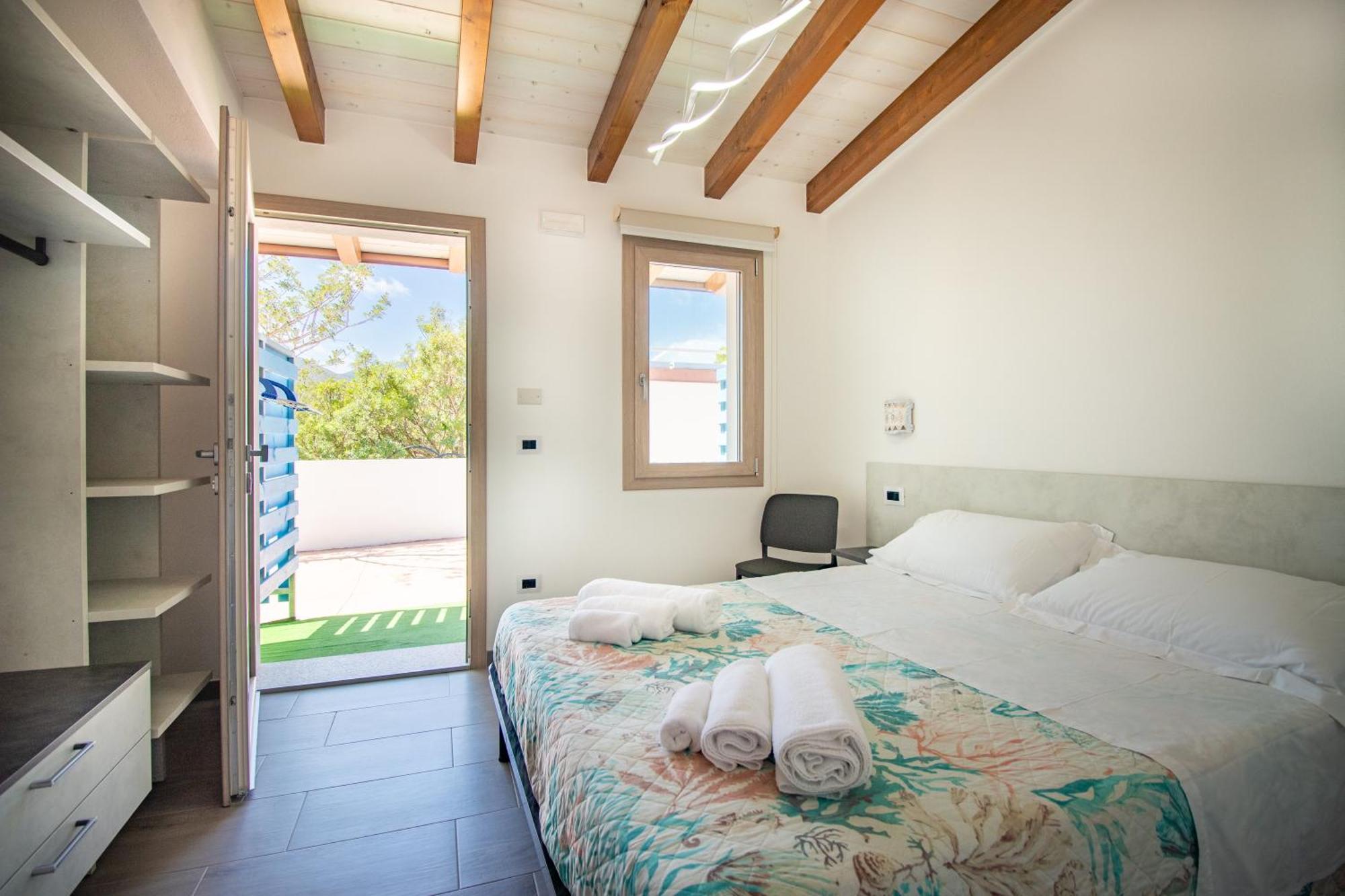 S'Omu E Chicchinu Rooms Cardedu Esterno foto