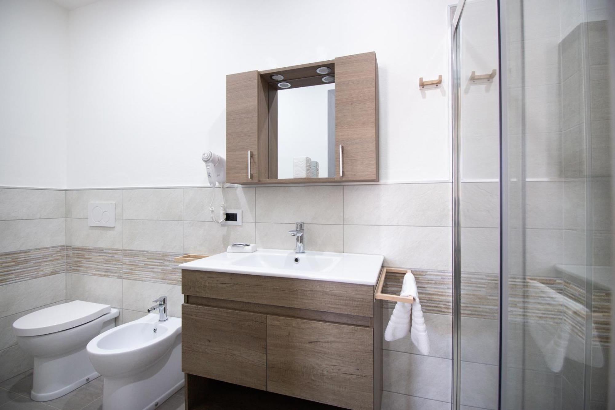 S'Omu E Chicchinu Rooms Cardedu Esterno foto